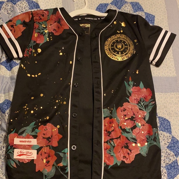 Boys designer button up - Picture 2 of 9